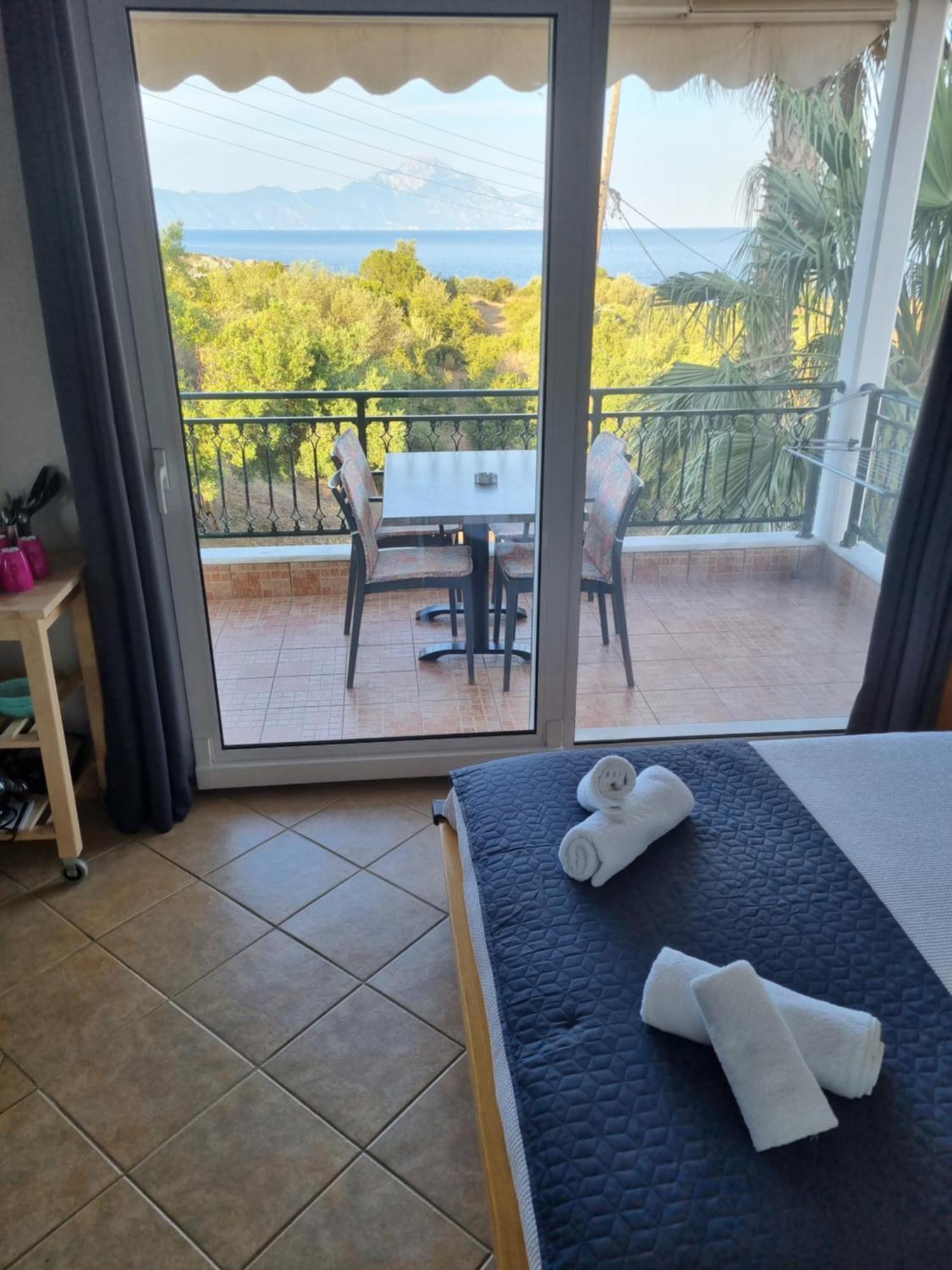 Greenhill Holiday Suites Сарти Экстерьер фото