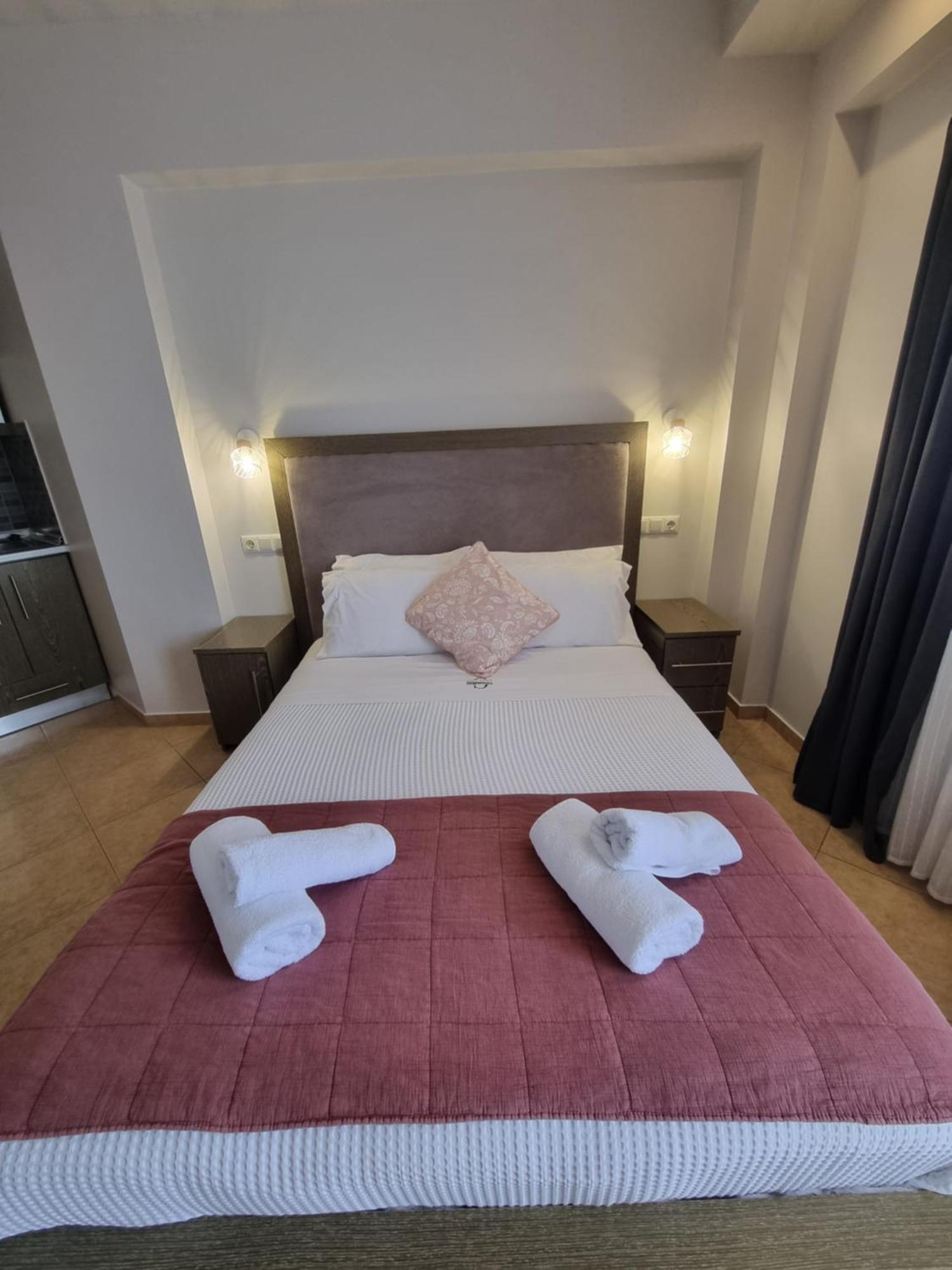 Greenhill Holiday Suites Сарти Экстерьер фото